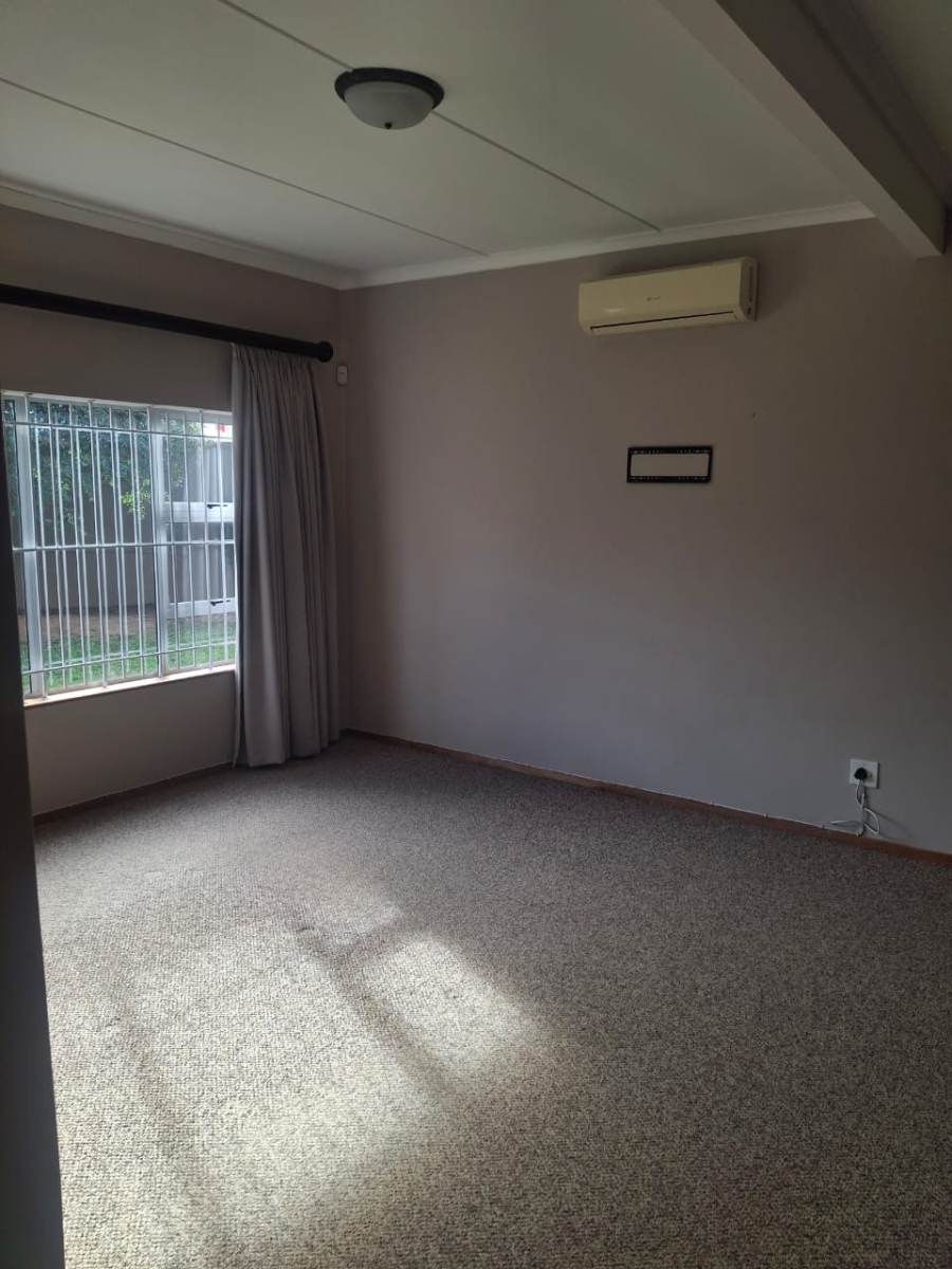 4 Bedroom Property for Sale in Vanes Estate Eastern Cape